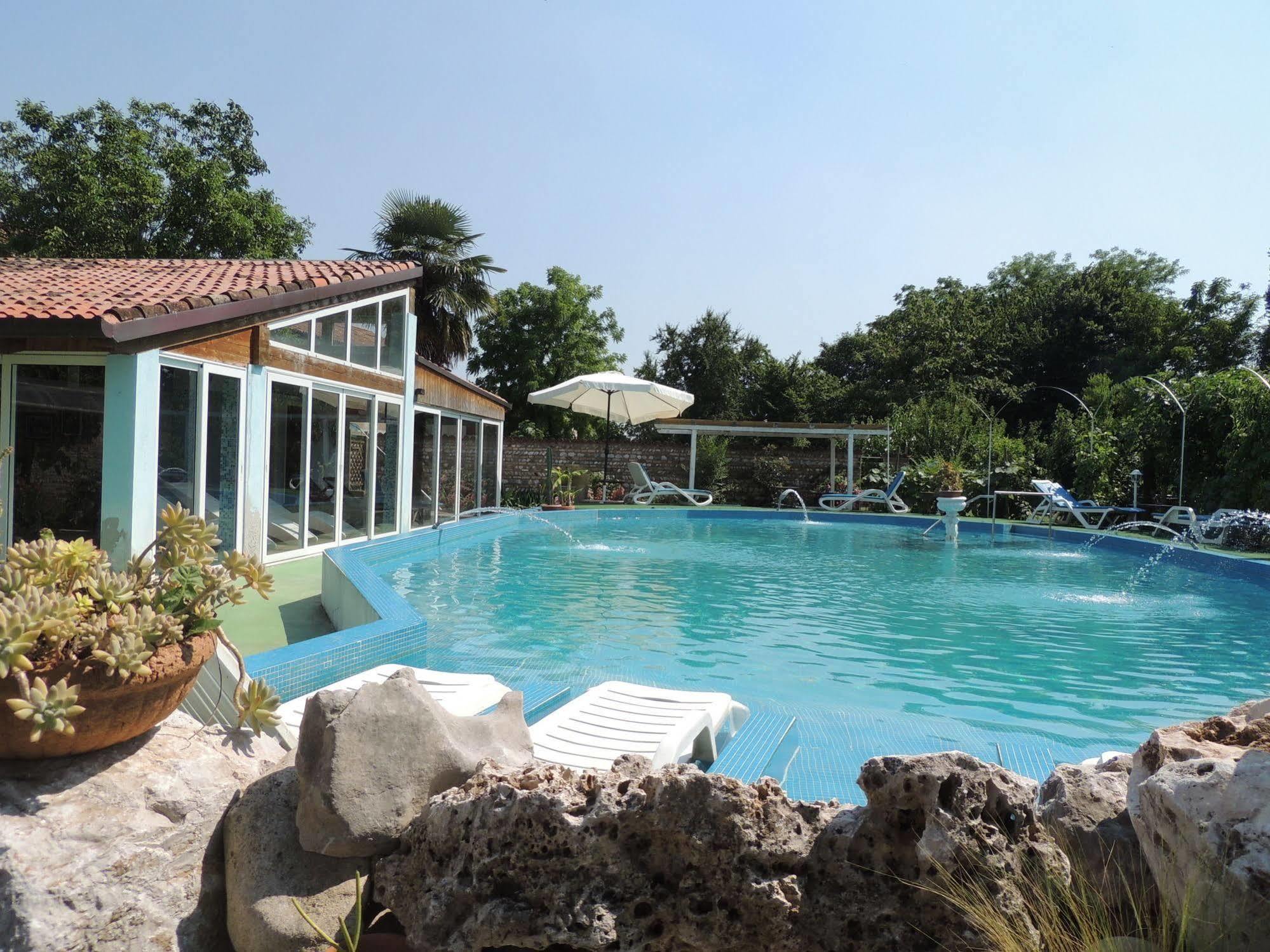 Resort Villa Manin Passariano Exteriör bild
